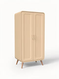 **Technische titel in het Nederlands: Moderne beige kledingkast met houten poten**