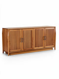 **Technische titel in het Nederlands:** Moderne houten kast met lamellenfronten en vier deuren